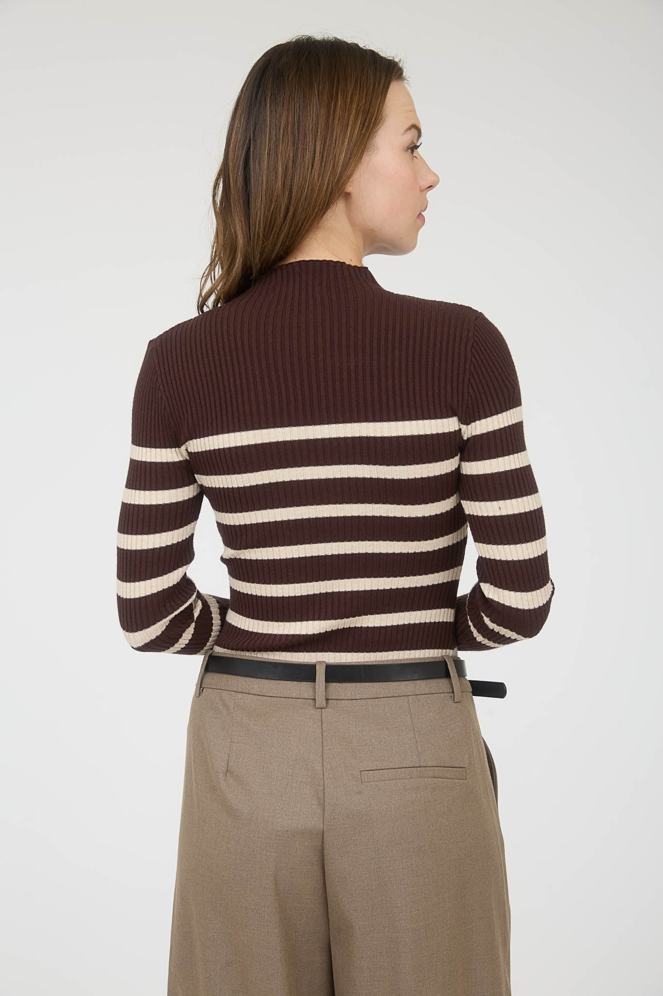 TW1974_BROWN_2.jpg